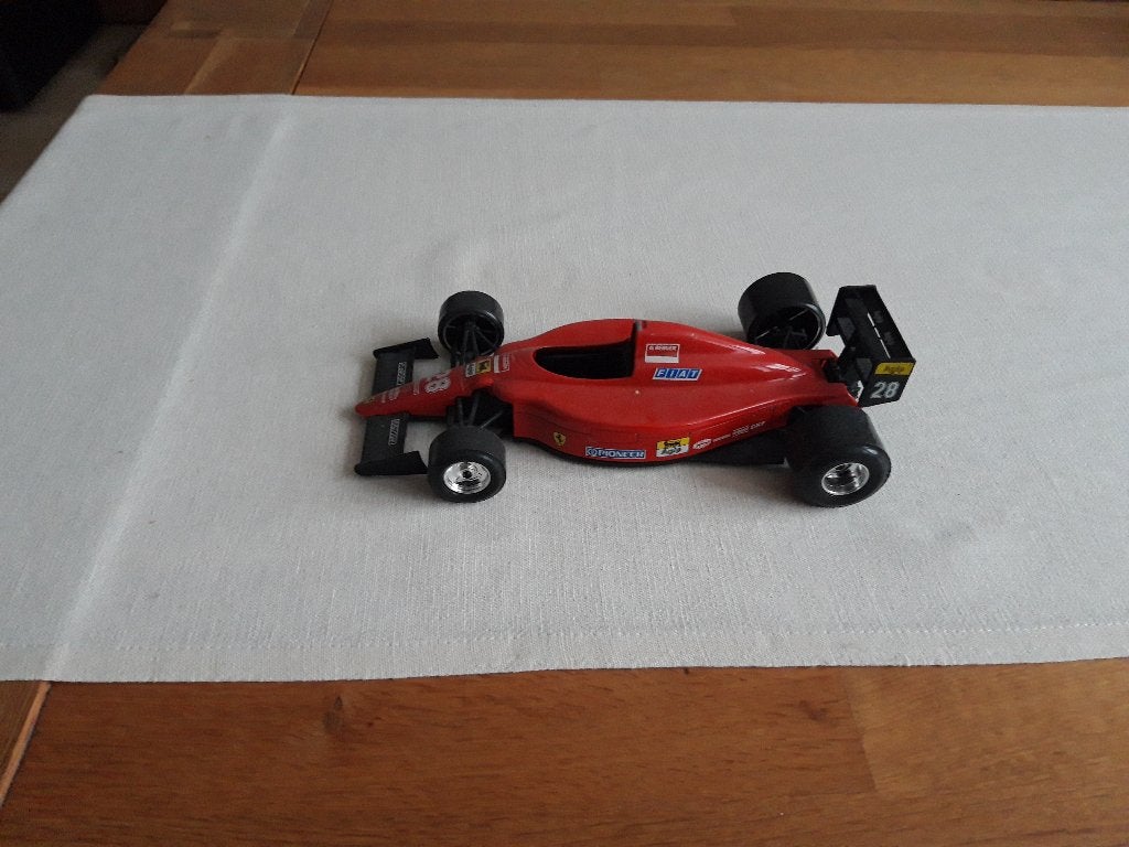 Bburago Formule 1 Ferrari 6412 nr. 28 Gerhard Berger, Ophalen of Verzenden, Gebruikt, Formule 1