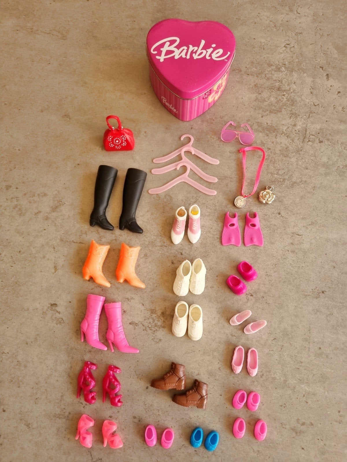 Lot,VNT,24x,BARBIE SCHOEISEL/ACCESSOIRES Div,+BARBIEBLIK,Igs, Ophalen of Verzenden, Zo goed als nieuw, Barbie