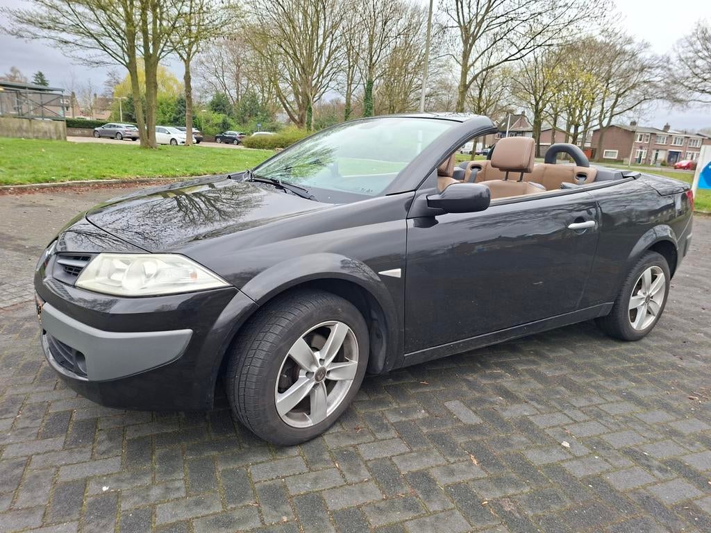 Renault Mégane 1.6 16V 82KW Cabrio AUT 2008 Zwart, Euro 5, 1340 kg, 4 cilinders, Cabriolet