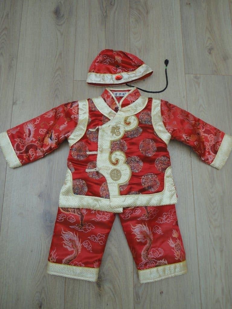 Origineel chinees glanszijde kinderpakje tot 4 jr, Ophalen of Verzenden, Zo goed als nieuw, Jongen of Meisje