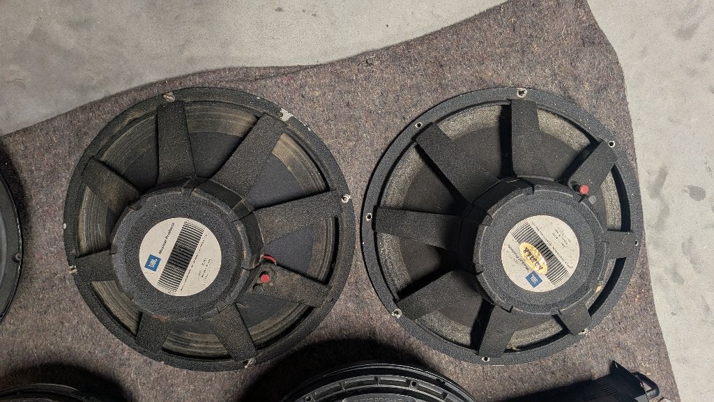 2 x Jbl speakers 18 inch, Ophalen of Verzenden, Zo goed als nieuw, Subwoofer, JBL