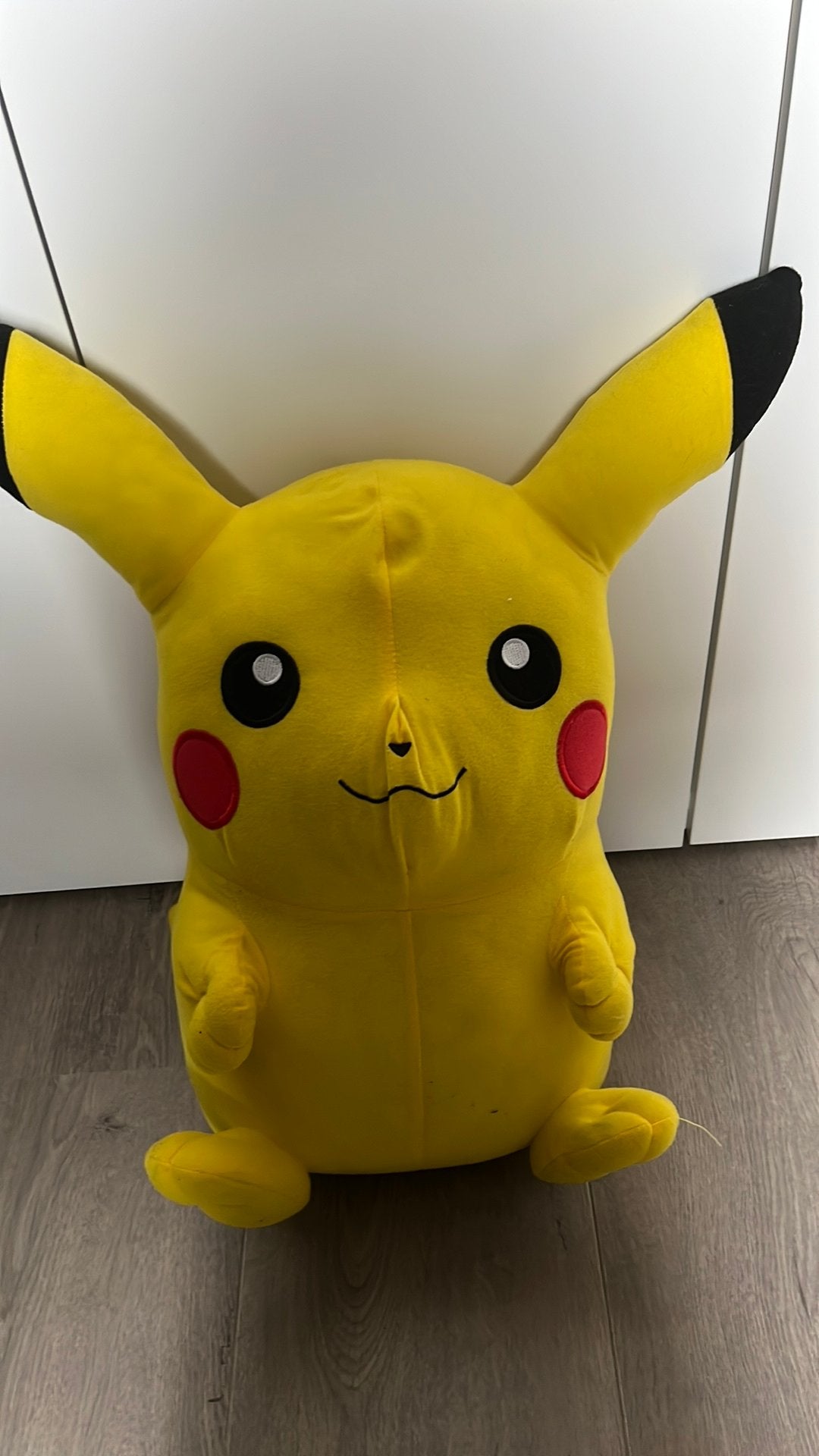 Grote Pikachu Knuffel, Geel, Overige typen, Ophalen of Verzenden, Middelgroot (20 tot 80 cm)