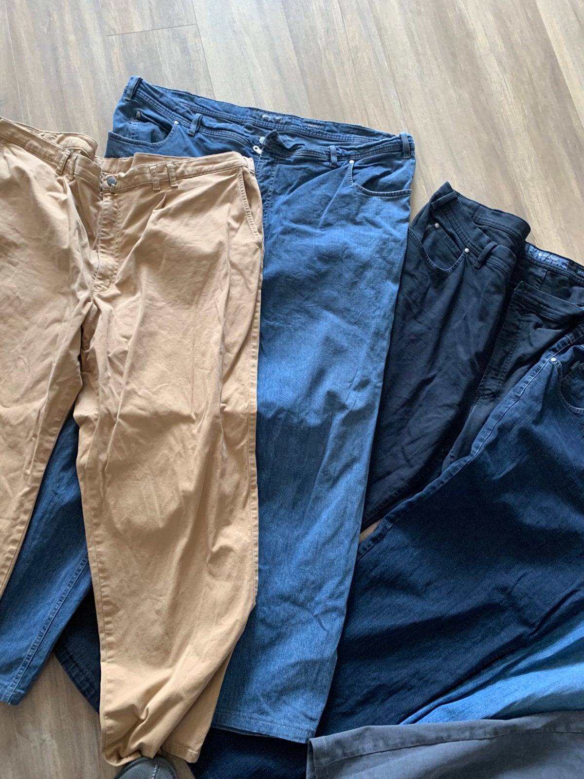 Spijkerbroeken, pantalons, shirts en shorts, Ophalen, Gedragen, Broek of Spijkerbroek