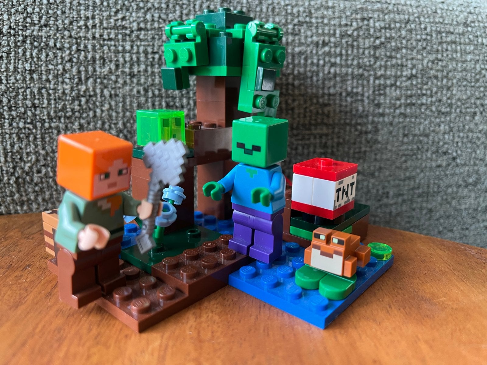 Lego Minecraft 21240 Het Moerasavontuur, Minecraft, Lego, Ophalen of Verzenden, Zo goed als nieuw