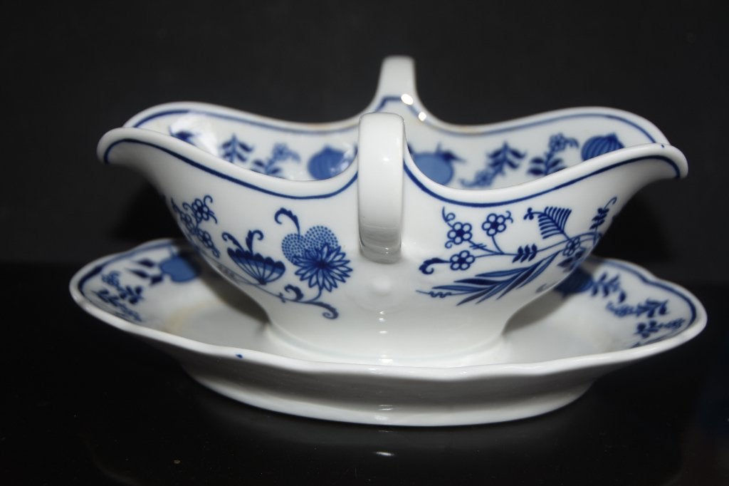 Antieke Oscar Schaller & co. Bavaria Zwiebelmuster sauskom, Verzenden