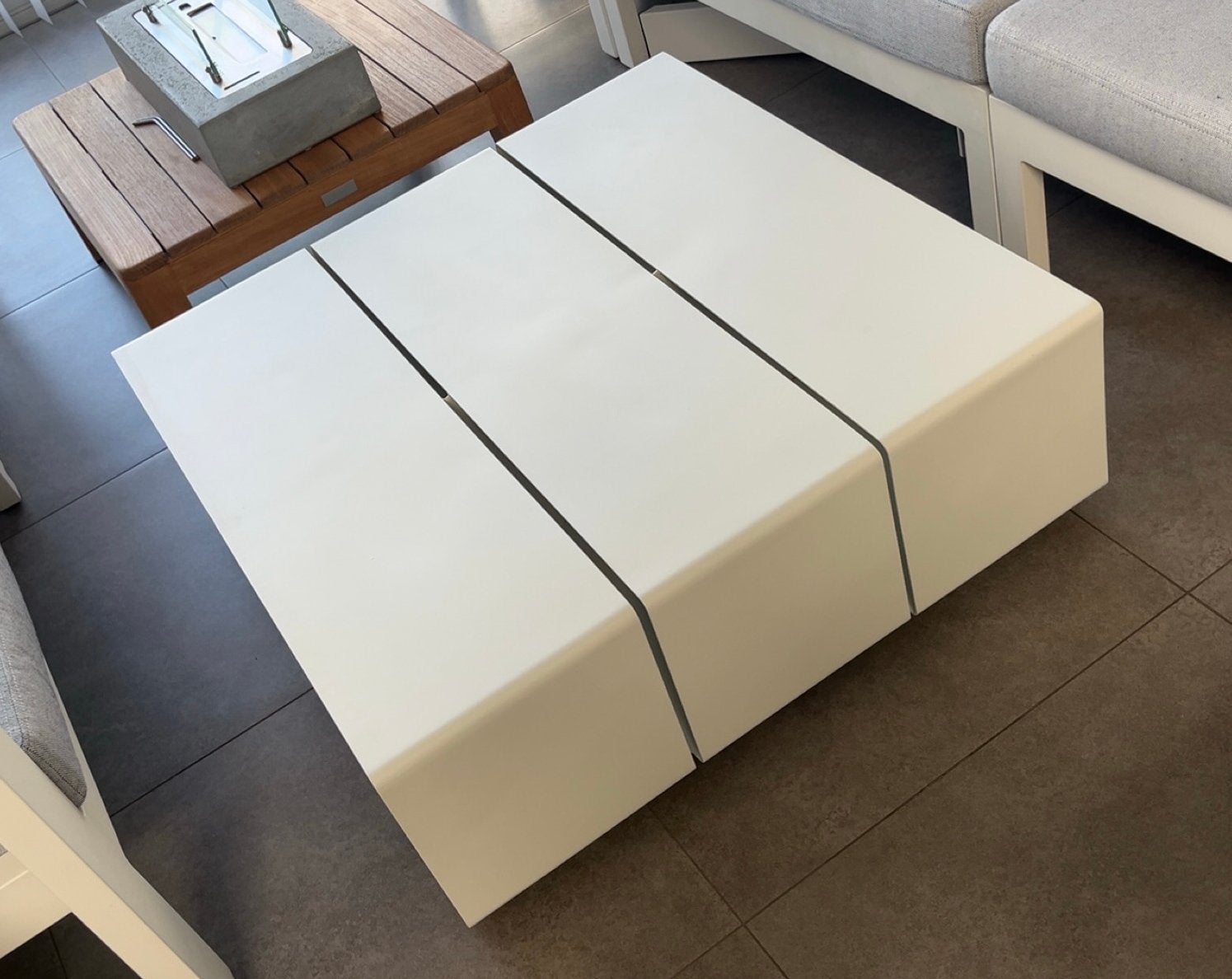 Tuintafel Gloster, Ophalen, Zo goed als nieuw, Vierkant, Aluminium