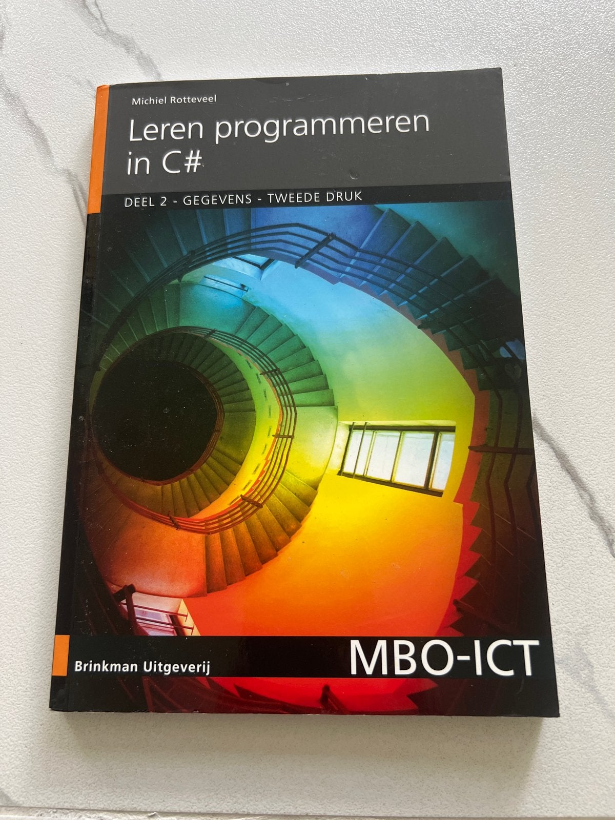 Leren programmeren in C# - Deel 2 Gegevens MBO-ICT, Ophalen of Verzenden, Beta, Zo goed als nieuw, MBO