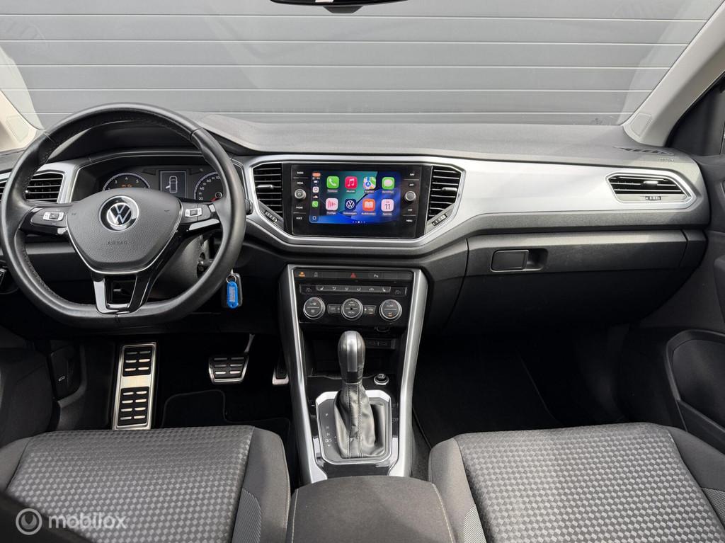 Volkswagen T-Roc 1.5 TSI DSG Active CLIMA*CARPLAY*PDC*STOELV, Huisgarantie, 4 cilinders, Automatische klimaatregeling, Zwart