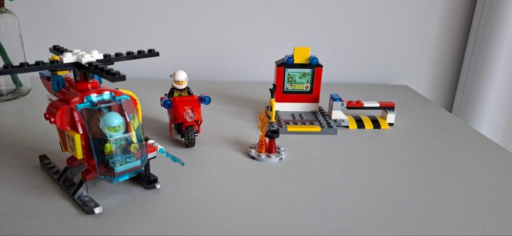 Lego Juniors brandweer set 10685, Overige thema's, Lego, Ophalen of Verzenden, Zo goed als nieuw