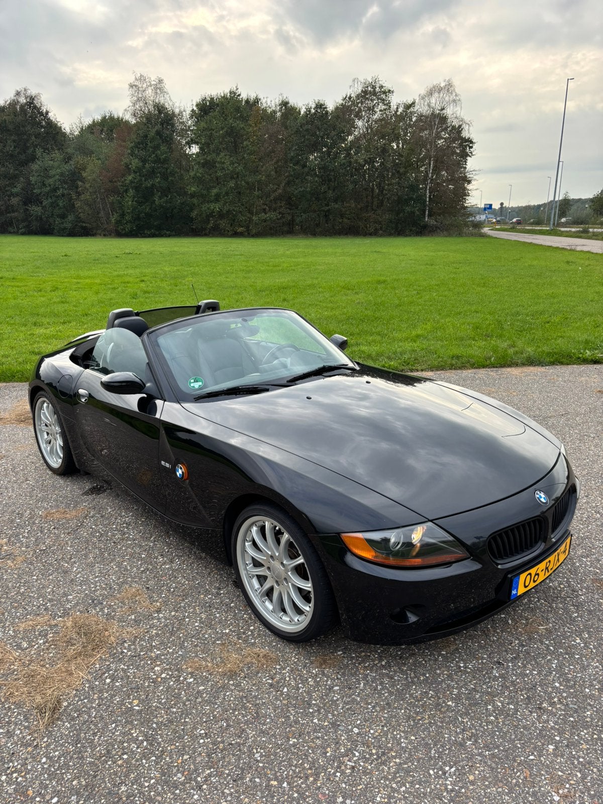 BMW Z4 2.5 I S Roadster 2004 Zwart Hartge velgen 19 inch, Auto's, Achterwielaandrijving, Bluetooth, Zwart, Cabriolet