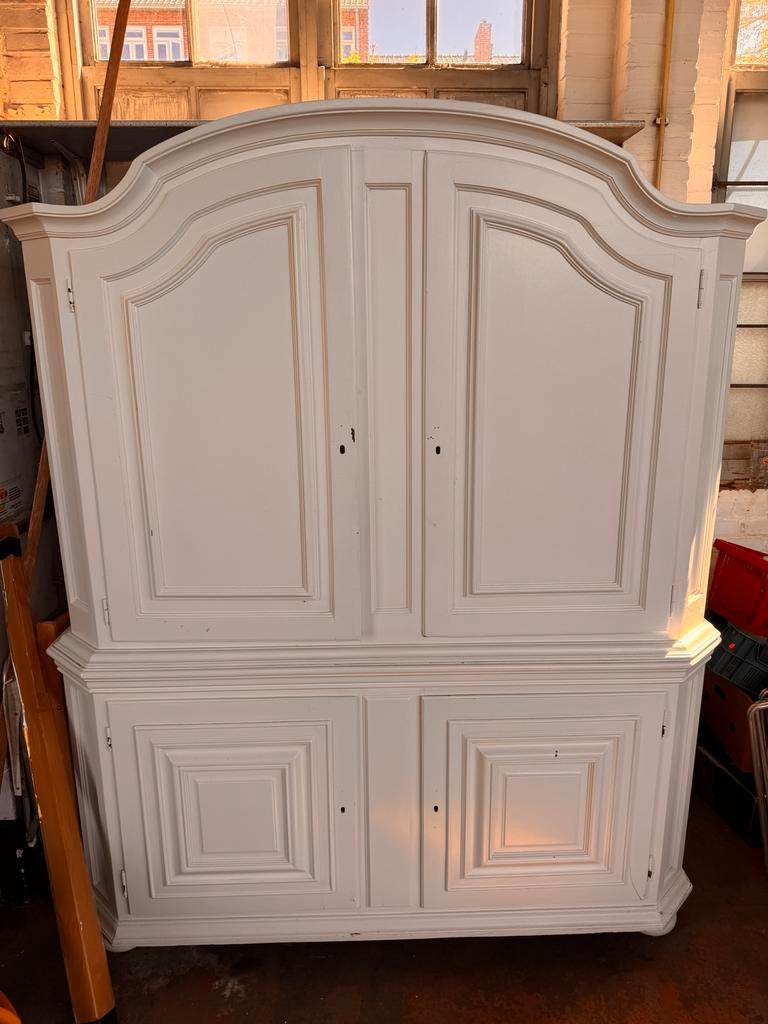 Prachtige witte brocante kast met veel opbergruimte, Antiek en Kunst, Ophalen