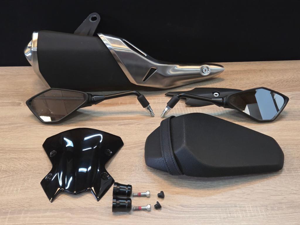 Z900 uitlaat, spiegels, passagierszadel, flyscreen, stuurgew, Motoren, Gebruikt, Kawasaki, Ophalen of Verzenden, Industriestraat 5