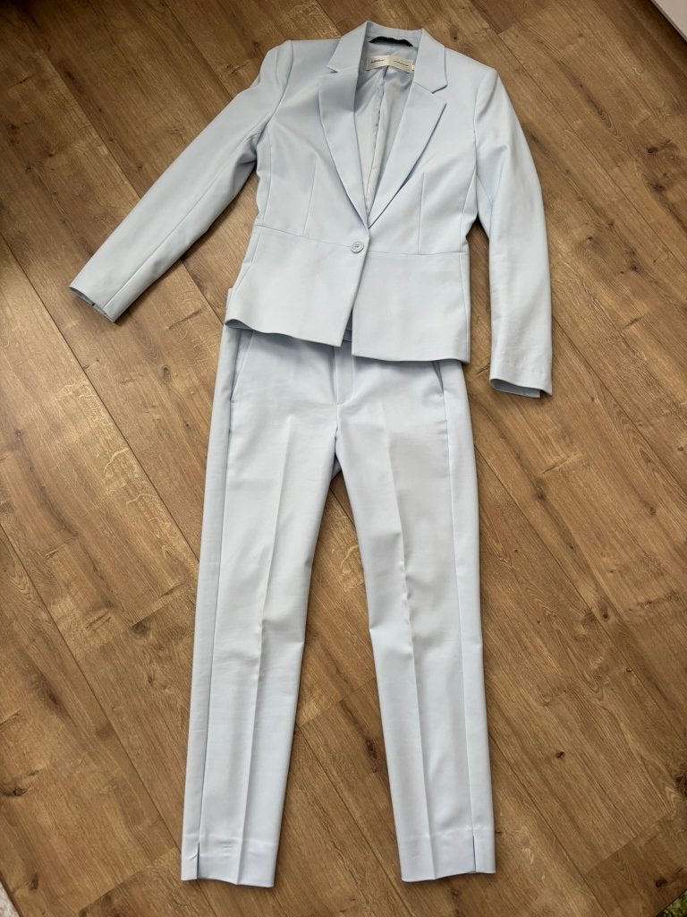 Nieuw InWear Zella pak - Lichtblauw (Blazer 34, Broek 36), Kostuum of Pak, Blauw, Ophalen of Verzenden, Maat 36 (S)
