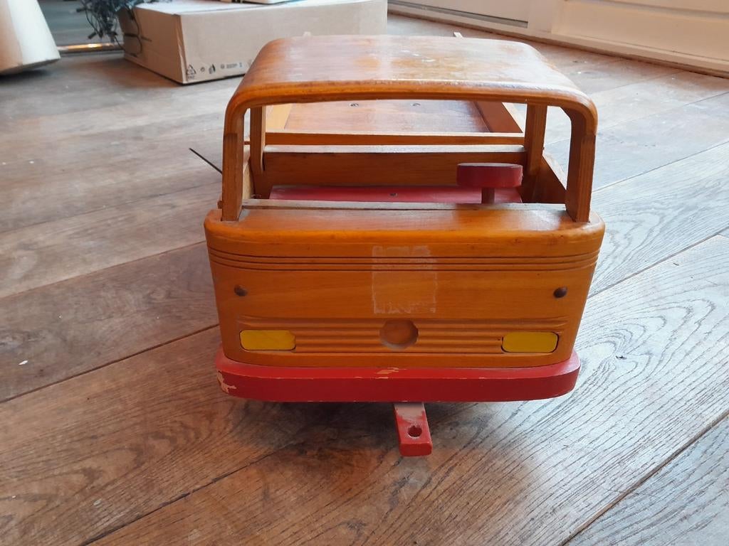 Vintage grote houten speelgoed vrachtwagen trekauto, Kinderen en Baby's, Speelgoed | Houten speelgoed, Ophalen of Verzenden, Gebruikt
