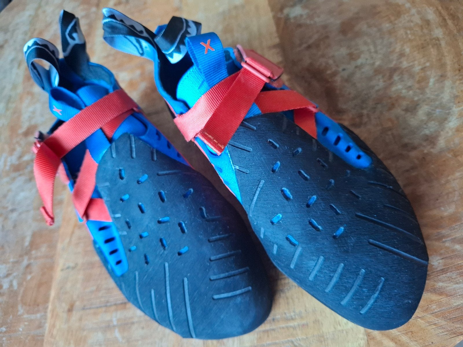 Red Chili Voltage X klimschoenen - Maat 41 - ZGAN, Sport en Fitness, Klimsport, Ophalen of Verzenden, Zo goed als nieuw, Klimsportschoenen