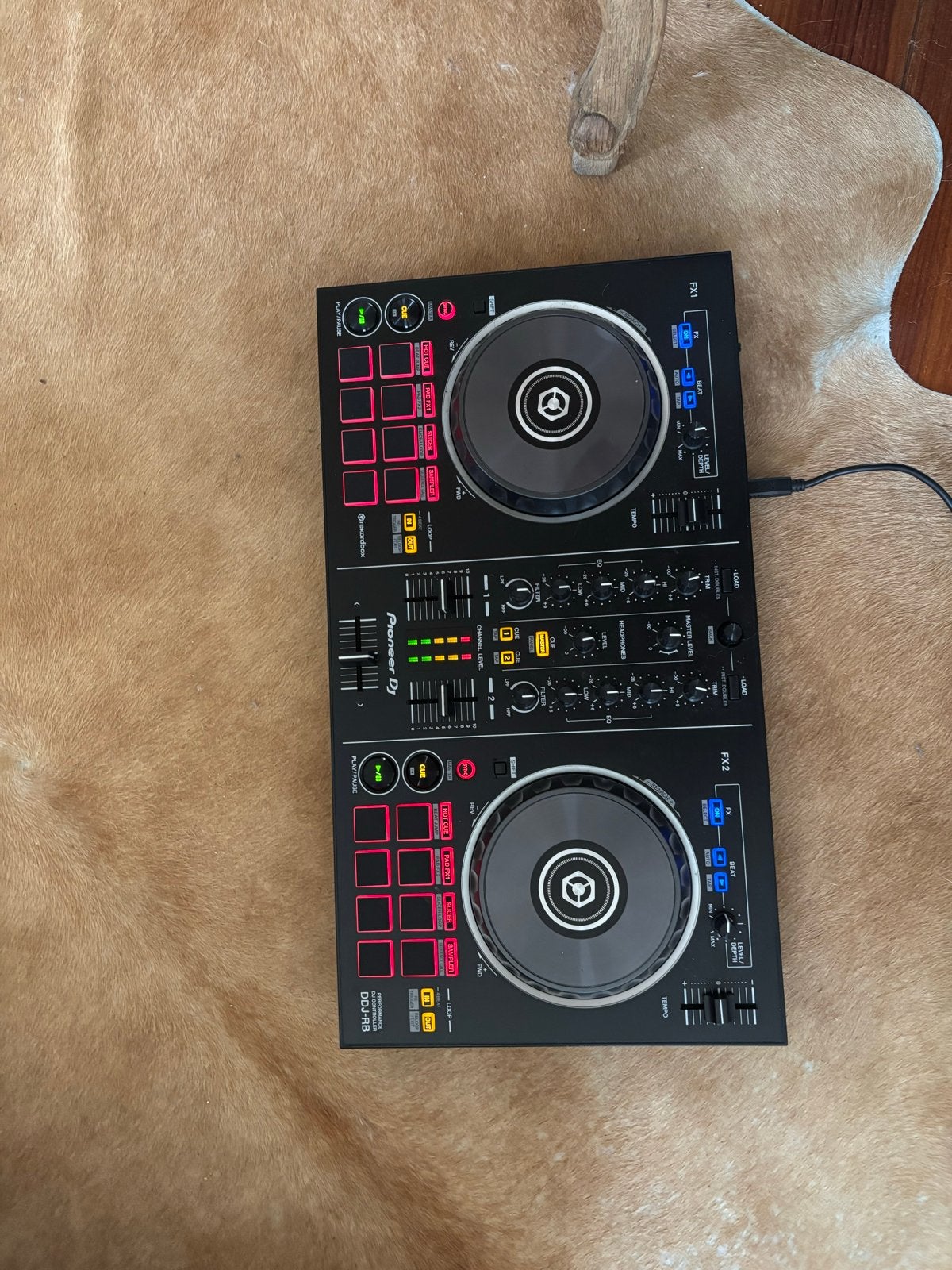 Pioneer DJ DDJ-RB Performance DJ Controller, Muziek en Instrumenten, Ophalen of Verzenden, Zo goed als nieuw, Dj-set, Pioneer