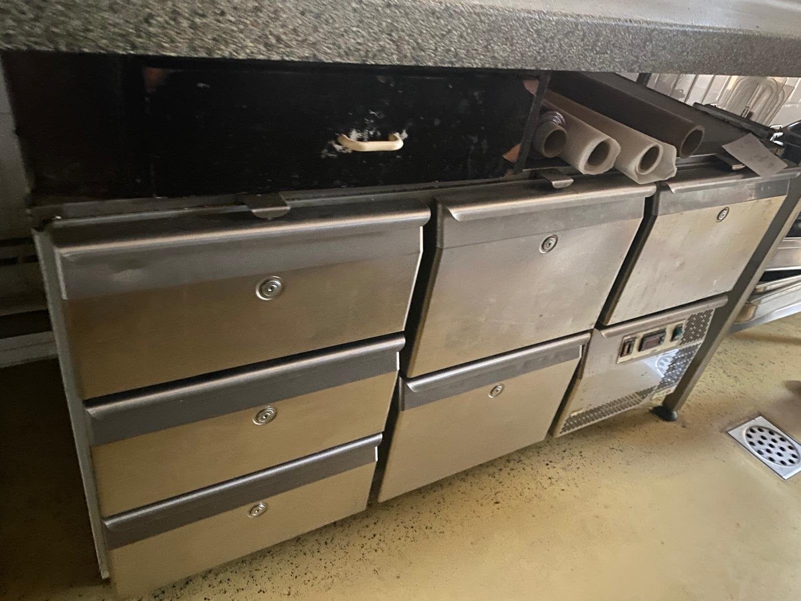 RVS Koelwerkbank met Laden - Horeca Keuken, Ophalen of Verzenden, Gebruikt, Koelen en Vriezen