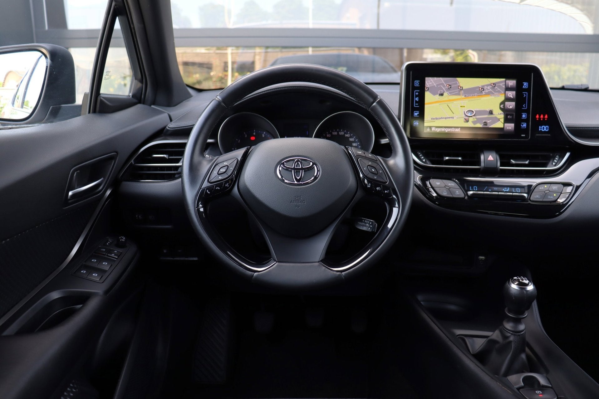 Toyota C-HR 1.2 Urban | NAP | Camera | Cruise | Navi | Clima, Auto's, Toyota, Voorwielaandrijving, Gebruikt, 4 cilinders, 116 pk