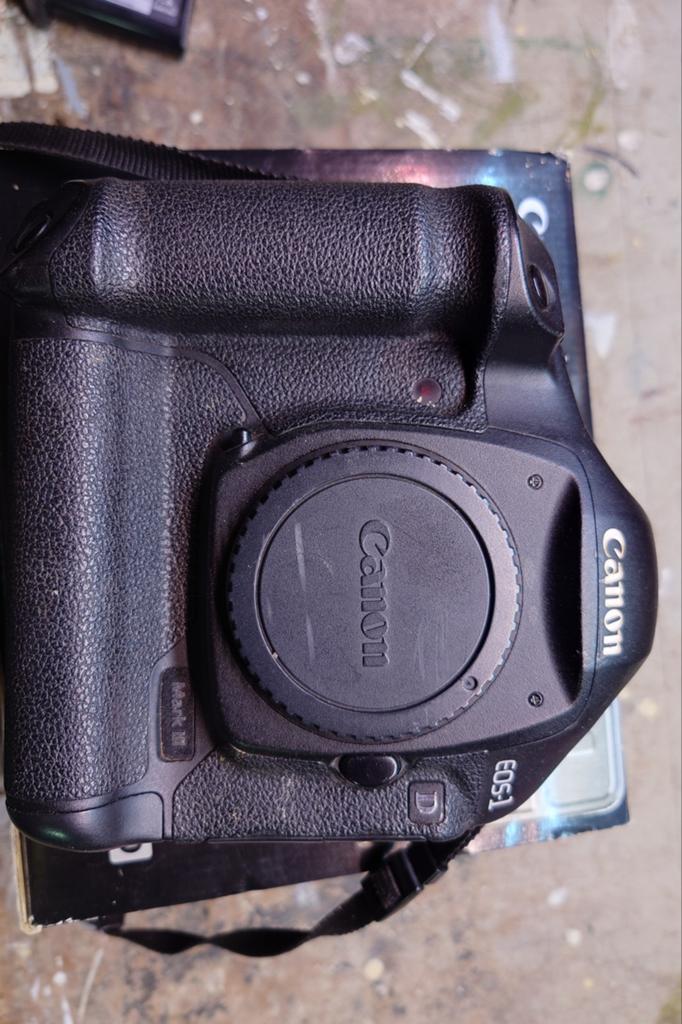Canon EOS-1D Mark III met doos en extra accu, Audio, Tv en Foto, Fotocamera's Digitaal, Ophalen of Verzenden, Gebruikt, Spiegelreflex