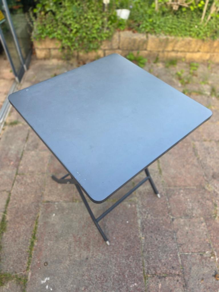 Bistro tafel 60x60 in goede staat, Ophalen, Gebruikt, Vierkant, Metaal