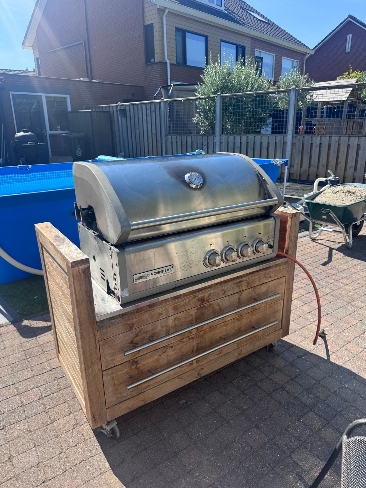 Crossray gasbarbecue met houten onderstel en accessoires, Tuin en Terras, Ophalen, Gebruikt