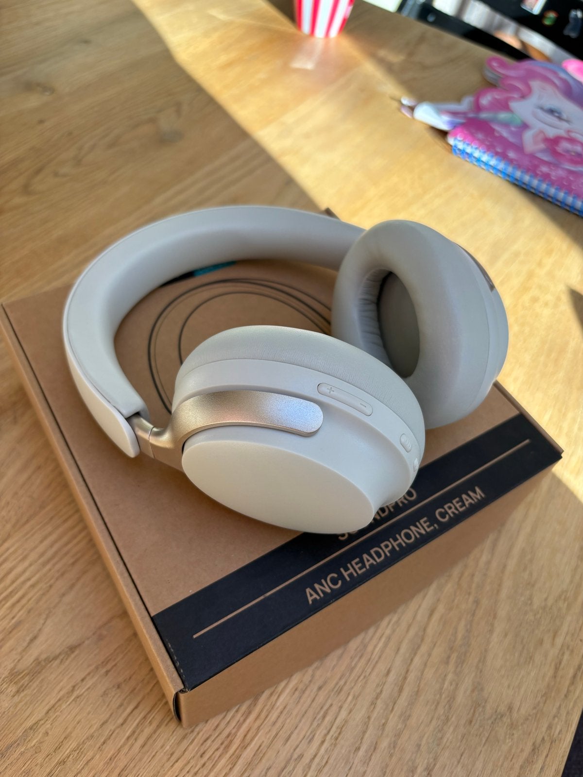 Soundpro ANC Hoofdtelefoon - Cream, Audio, Tv en Foto, Bluetooth, Zo goed als nieuw, Over-ear, Ophalen