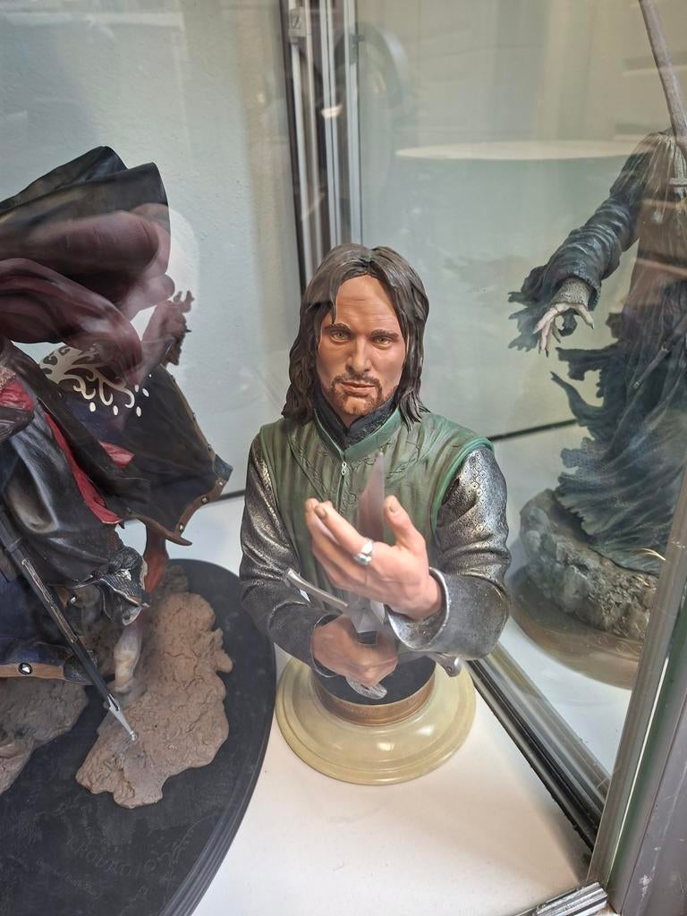 Sideshow weta aragorn lsb, Ophalen of Verzenden, Gebruikt, Beeldje of Buste