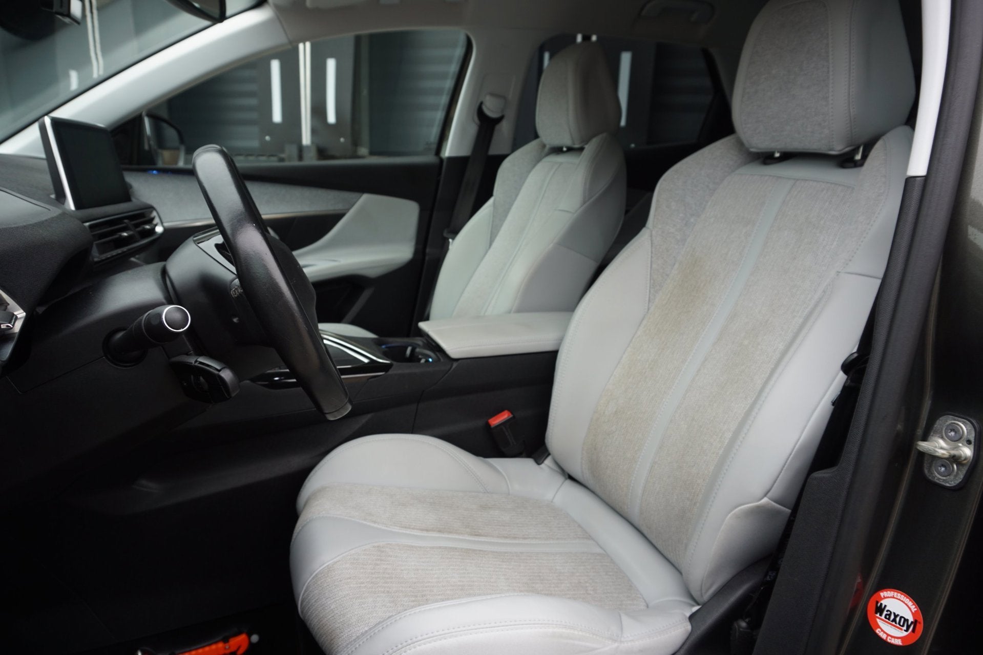 Peugeot 3008 1.2 PureTech Allure, Gebruikt, 1199 cc, Leder en Stof, Origineel Nederlands