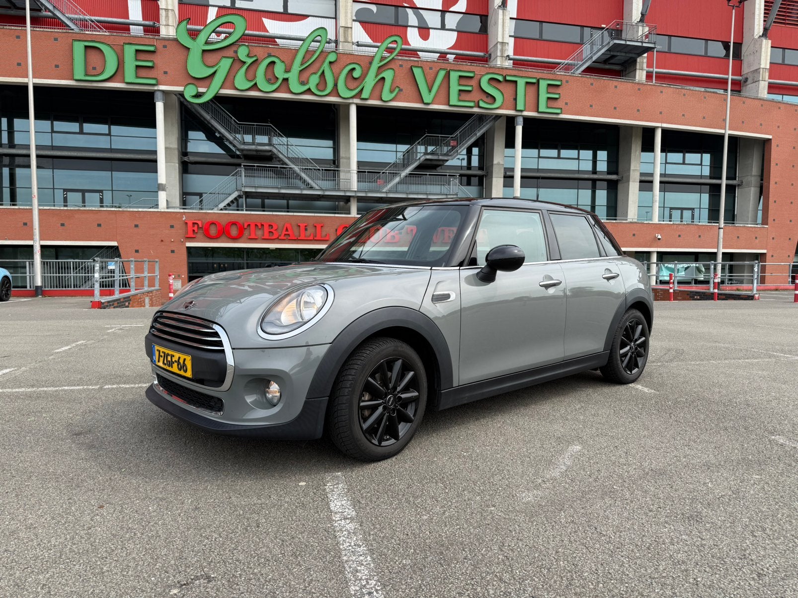 Mini 1.2 ONE Grijs, 1198 cc, 49 €/maand, Handgeschakeld, 1125 kg