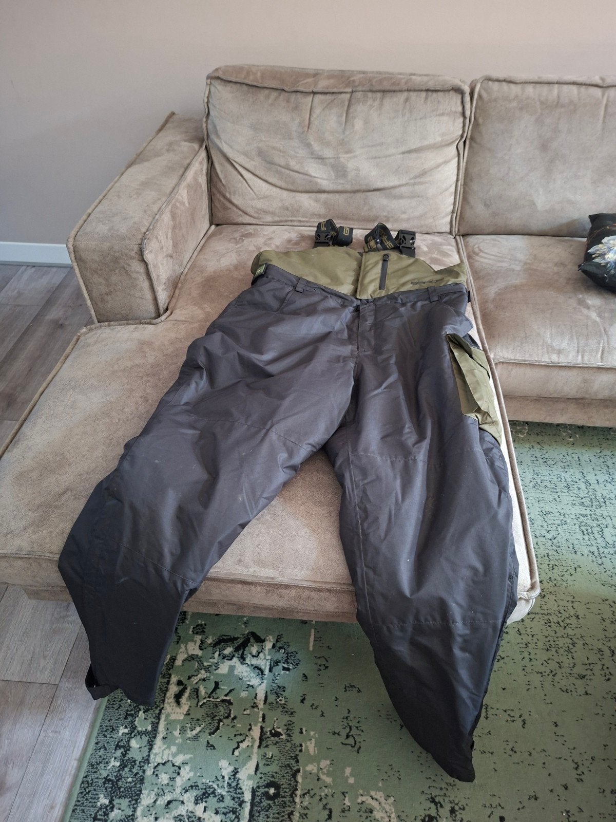 3-delig Vispak - Jas, Broek en Fleecevest - Maat L, Watersport en Boten, Hengelsport | Algemeen, Ophalen, Zo goed als nieuw, Kleding