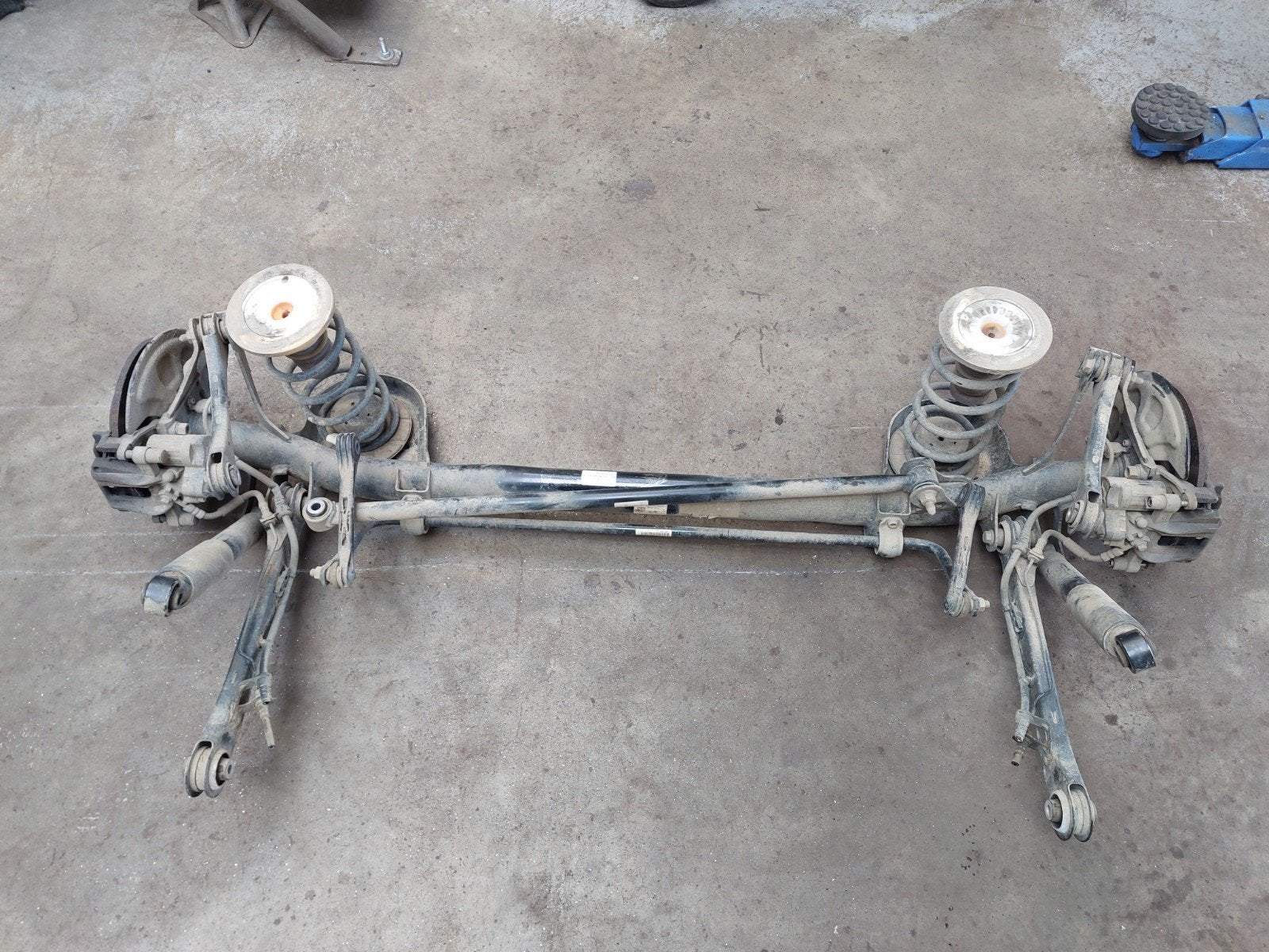 caddy 2k7 achter ophanging achteras  5r3501101m, Auto-onderdelen, Ophalen, Nieuw