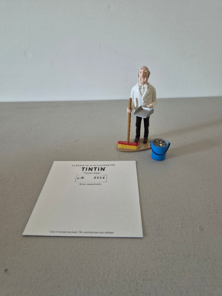 Kuifje / Tintin pixi Nestor balai, Verzamelen, Ophalen of Verzenden, Kuifje, Nieuw, Beeldje of Figuurtje