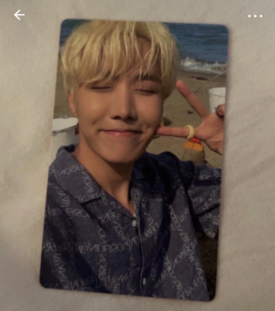 BTS J-Hope Butter Photocard K-Pop, Verzamelen, Muziek, Artiesten en Beroemdheden, Ophalen of Verzenden, Zo goed als nieuw