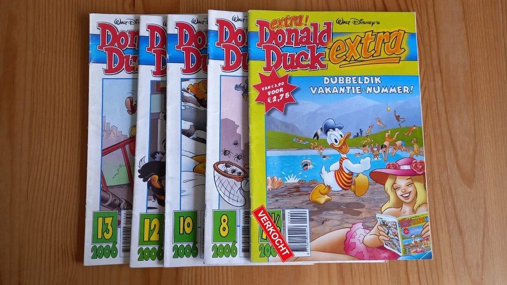 Donald Duck Extra - 2006 (4x), Meerdere stripboeken, Ophalen of Verzenden, Gelezen