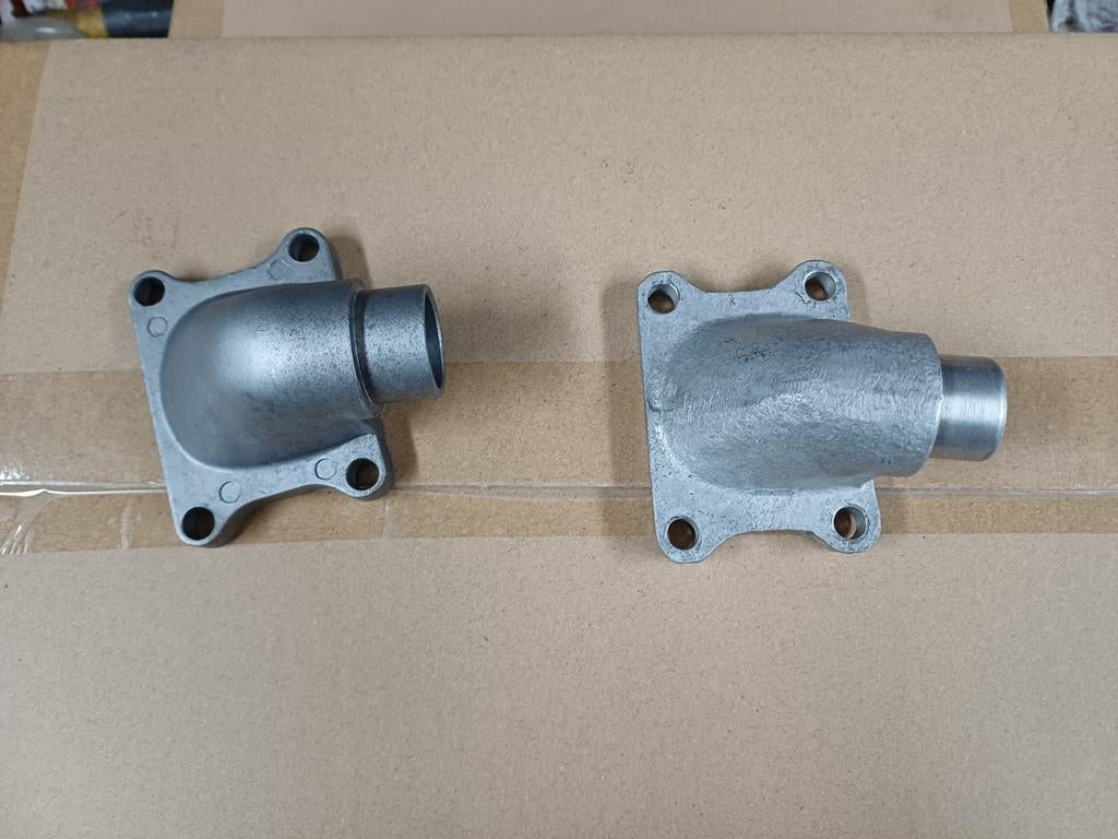 2x puch maxi spruitstuk 2 verschillende maten, Ophalen of Verzenden, Carburateur