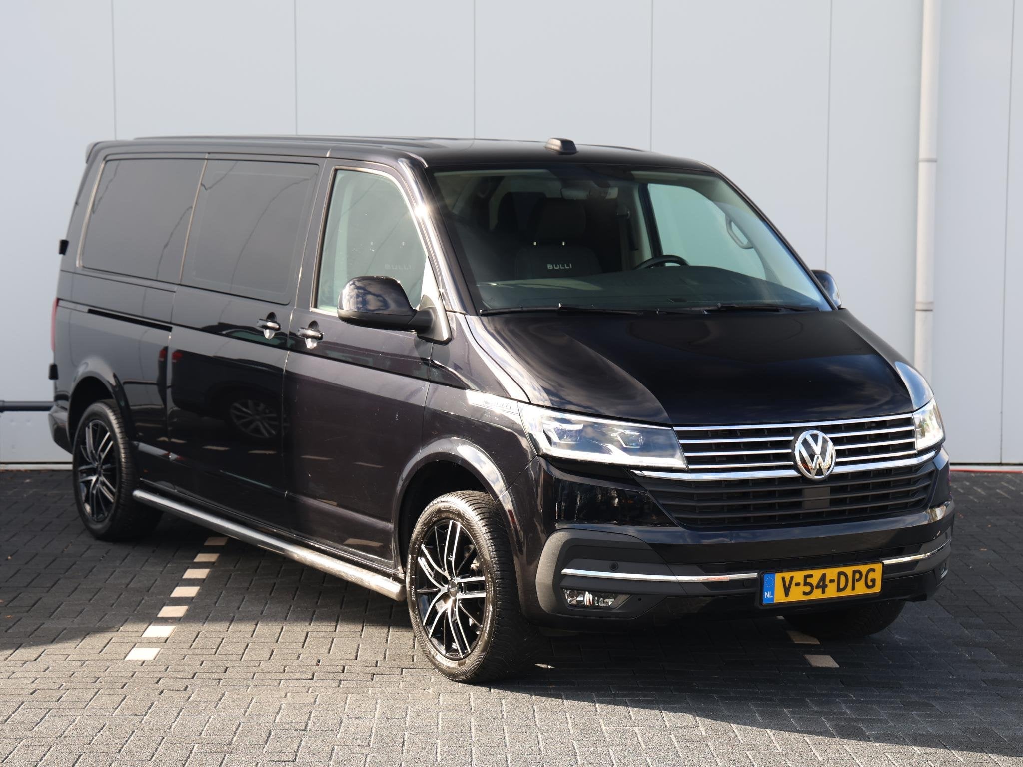 Volkswagen Transporter 2.0 TDI 150PK L2 DSG Bulli | Navigati, Auto's, Stof, Gebruikt, 4 cilinders, 150 pk