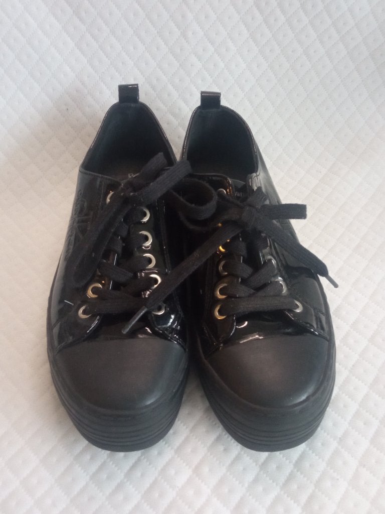 Calvin Klein Jeans zwarte lak sneakers zolah maat 39, Verzenden, Zwart, Calvin Klein Jeans, Sneakers of Gympen