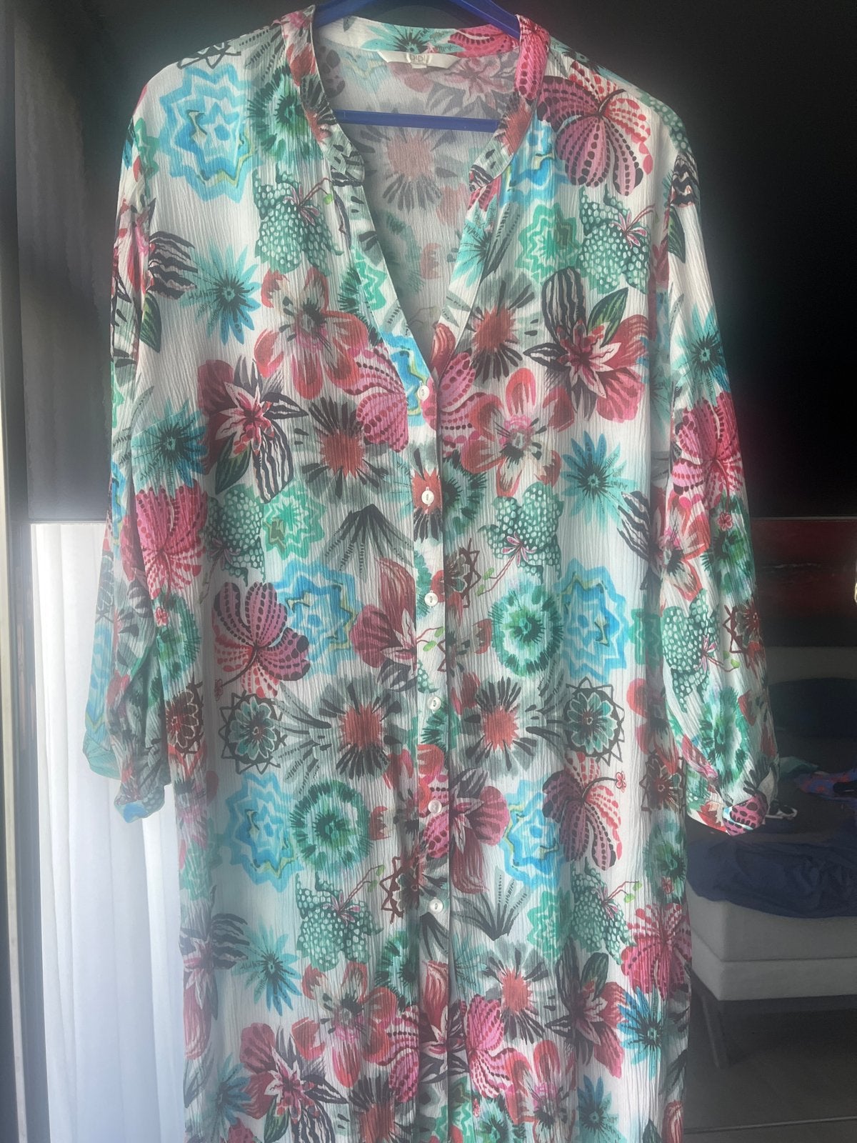 Lange bloes met bloemenprint - Didi, maat 44, Kleding | Dames, Blouses en Tunieken, Ophalen of Verzenden, Zo goed als nieuw, Maat 42/44 (L)