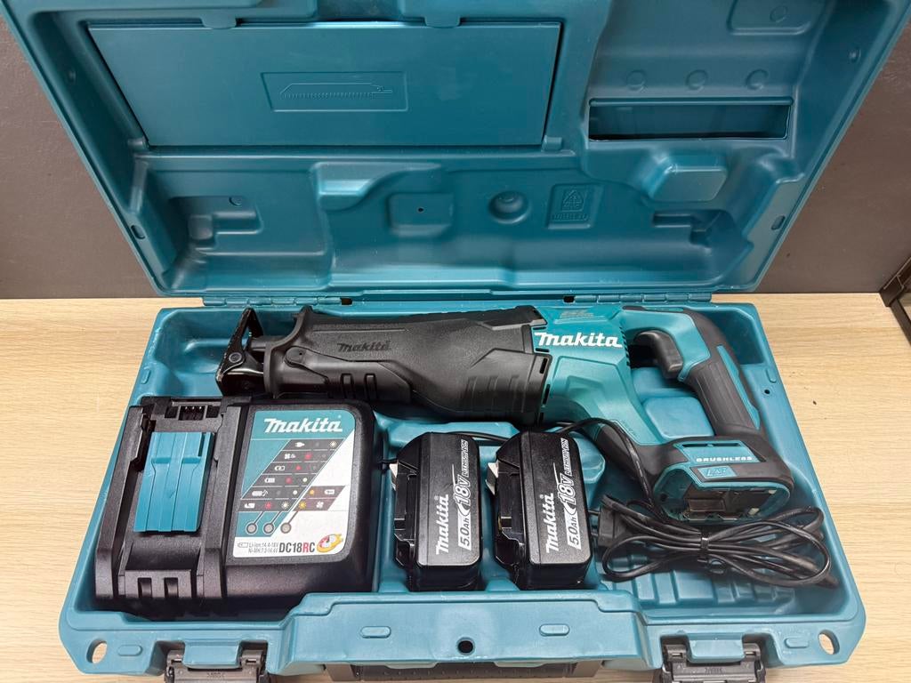 Makita DJR187 set, Ophalen, 70 mm of meer, 600 tot 1200 watt, Zo goed als nieuw