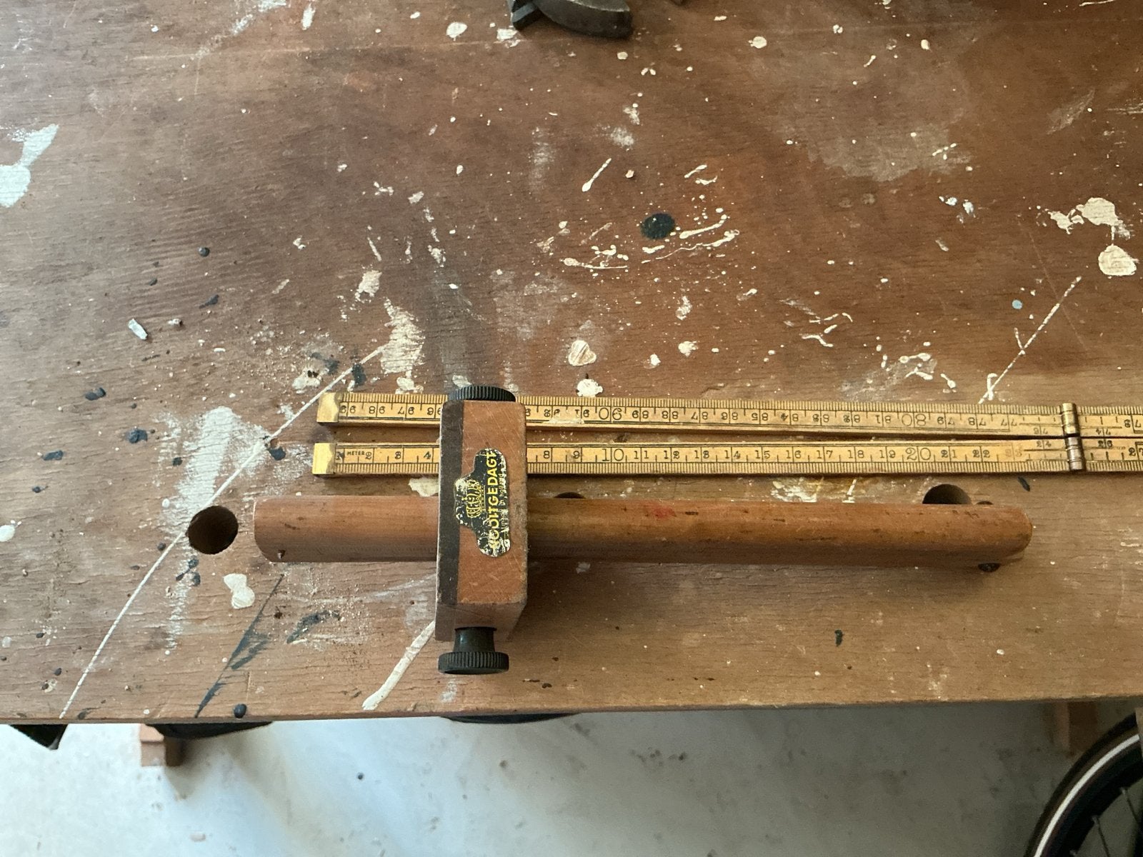 Houten kruishout. Nooitgedacht, ideaal om pennen en gaten, Verzenden
