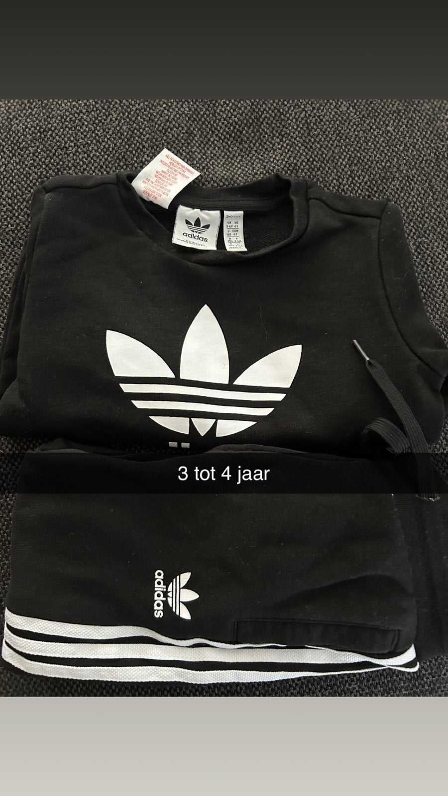 Adidas trainingspak voor kinderen (3-4 jaar), Ophalen, Gebruikt, Jongen of Meisje, Setje