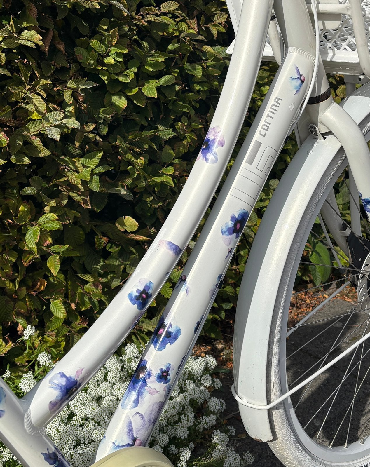 Cortina fiets / bloemmotief – 28 inch – 8 versnellingen, Fietsen en Brommers, Ophalen of Verzenden, Gebruikt, Overige merken, Versnellingen