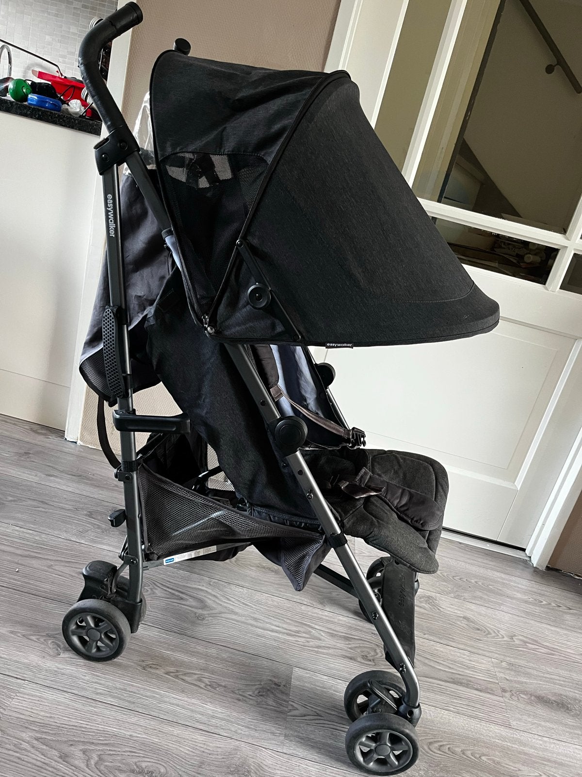 Easywalker buggy - compact en compleet met regenhoes, Kinderen en Baby's, Buggy's, Ophalen, Gebruikt, Overige merken, Verstelbare rugleuning