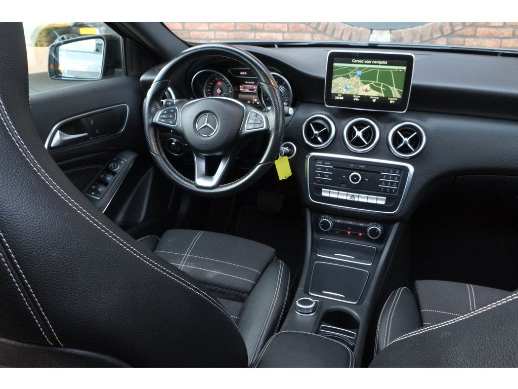Mercedes-Benz A-Klasse 180 Prestige Panoramadak, Trekhaak, D, Auto's, Automaat, 12 maanden, Gebruikt, 4 cilinders