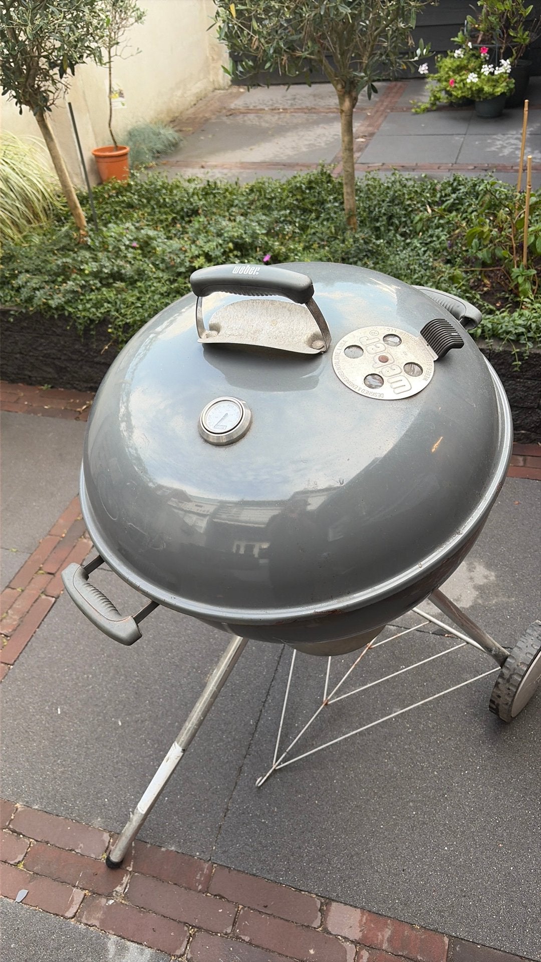 Weber houtskool  barbecue, Tuin en Terras, Houtskoolbarbecues, Ophalen of Verzenden, Gebruikt