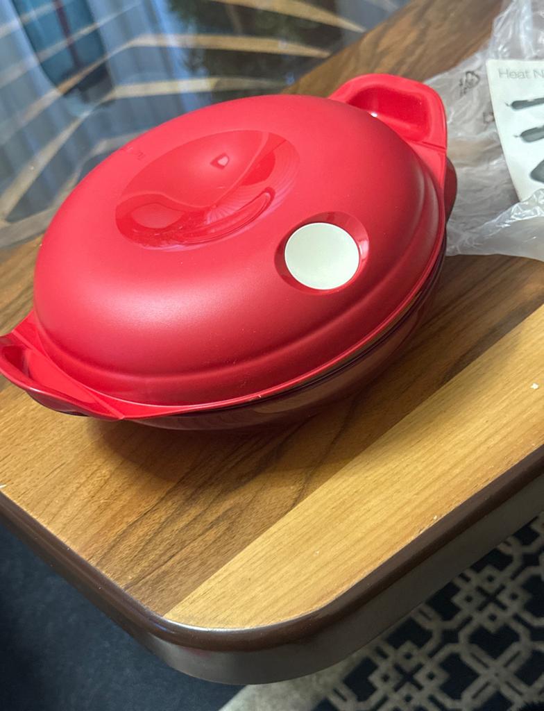 tupperware micropop 700ml rond rood magnetronschaal Nieuw, Ophalen of Verzenden, Nieuw, Rood, Overige typen