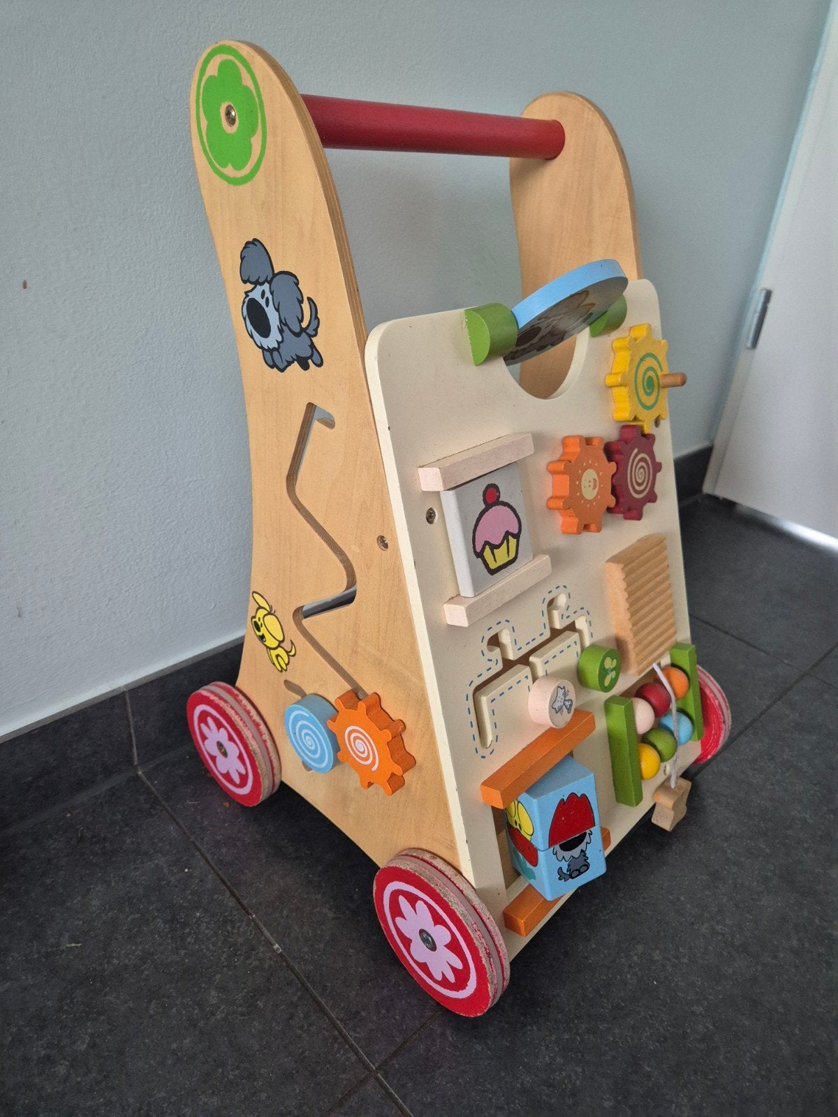 Houten loopwagen met activiteitenbord Woezel en Pip, Ophalen, Gebruikt, Overige typen, Met wieltjes