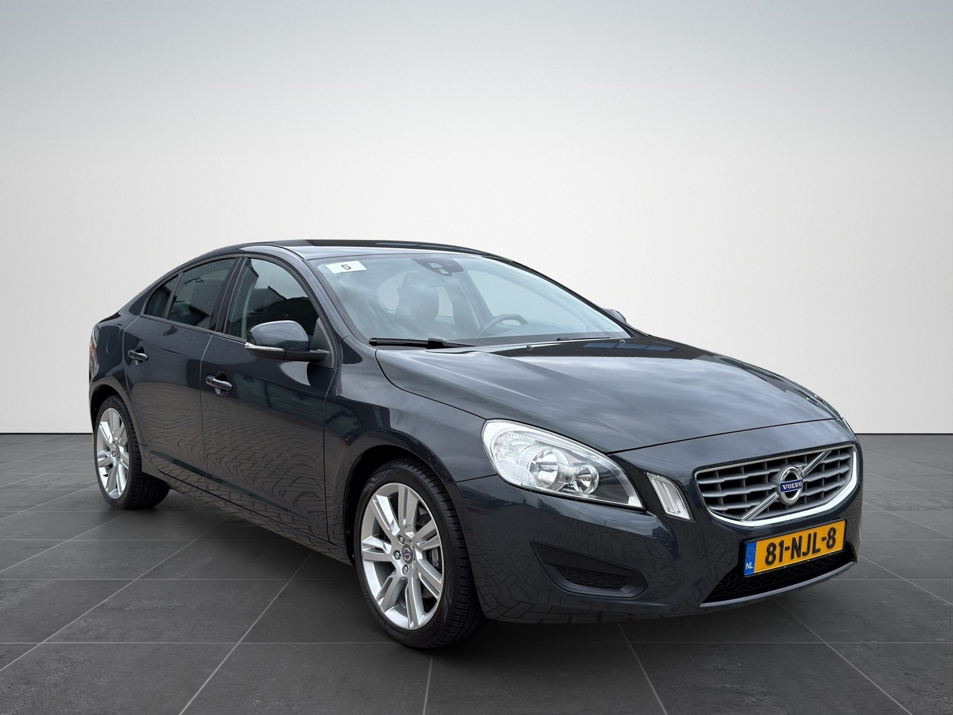 Volvo S60 2.0T Intro Edition Automaat|Navi|Cruise|Pdc|NAP, 4 cilinders, S60, Origineel Nederlands, 1470 kg