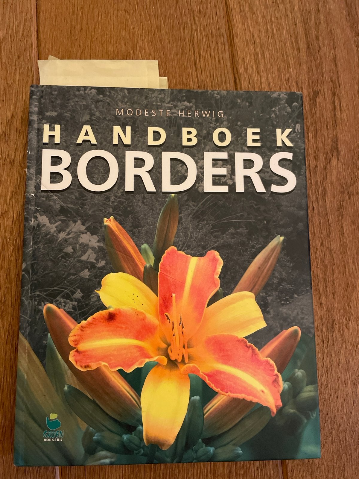 Handboek Borders - Modeste Herwig (Tuinieren), Boeken, Ophalen of Verzenden, Zo goed als nieuw, Tuinieren en Tuinplanten