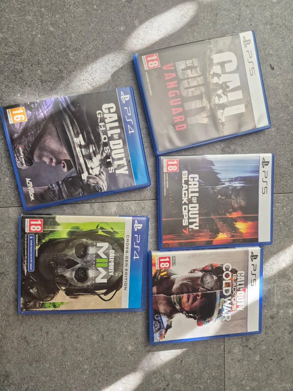 Call of Duty PS4 & PS5 – 5 games, Online, Vanaf 18 jaar, Shooter, Ophalen of Verzenden